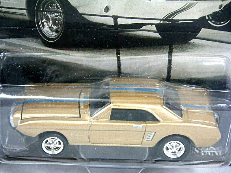Johnny Lightning Mustang Classics - 1963 Ford Mustang Concept Car