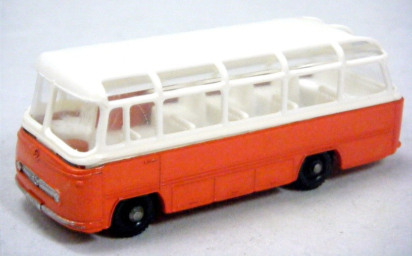 Matchbox Regular Wheels - Mercedes-Benz Coach