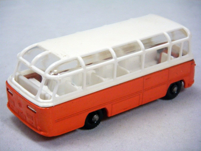 Matchbox Regular Wheels - Mercedes-Benz Coach