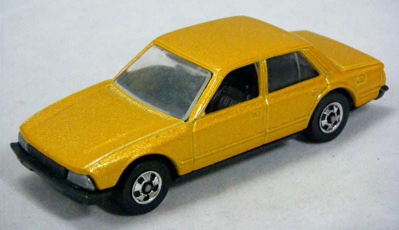 Hot Wheels - Peugeot 505 Sedan