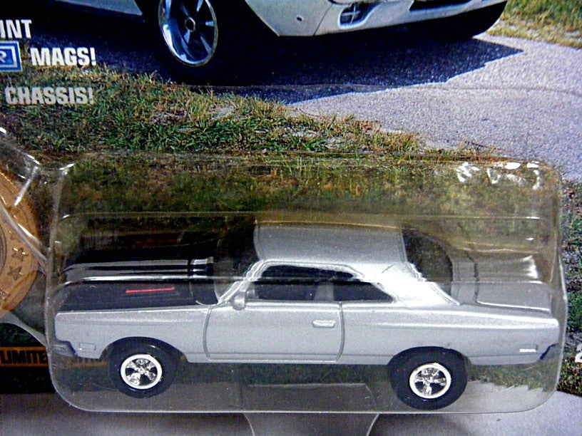 Johnny Lightning Muscle Cars USA - 1969 Plymouth Road Runner