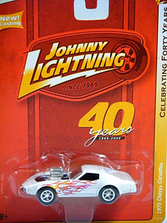Johnny Lightning Chevrolet Corvette C3 Coupe
