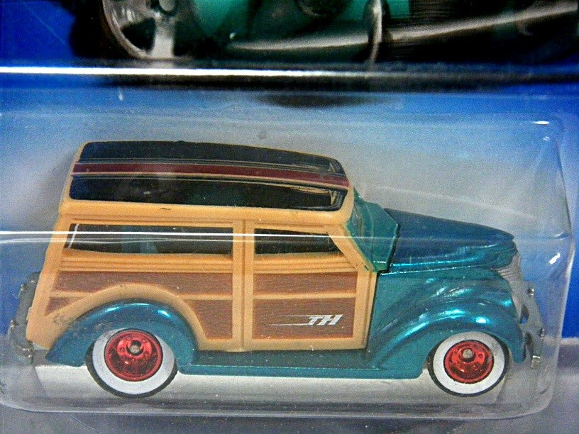 Hot Wheels Super Treasure Hunt - 1937 Ford Woody Station Wagon