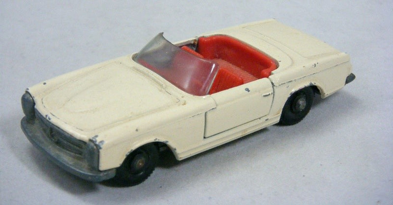 Matchbox Regular Wheels (27D-1) - Mercedes-Benz 230SL
