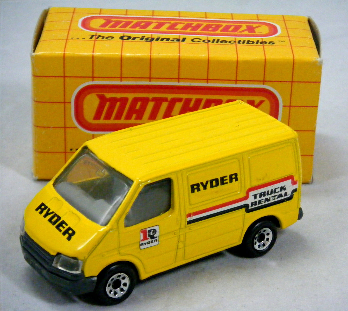 Matchbox - Ryder Truck Rental Ford Tranist Van