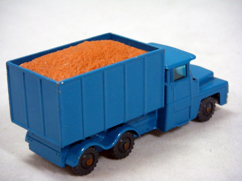 Husky - Guy Warrior Sand Truck