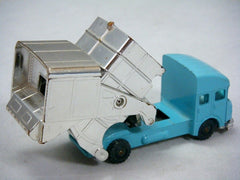 Husky - S&D Refuse Truck