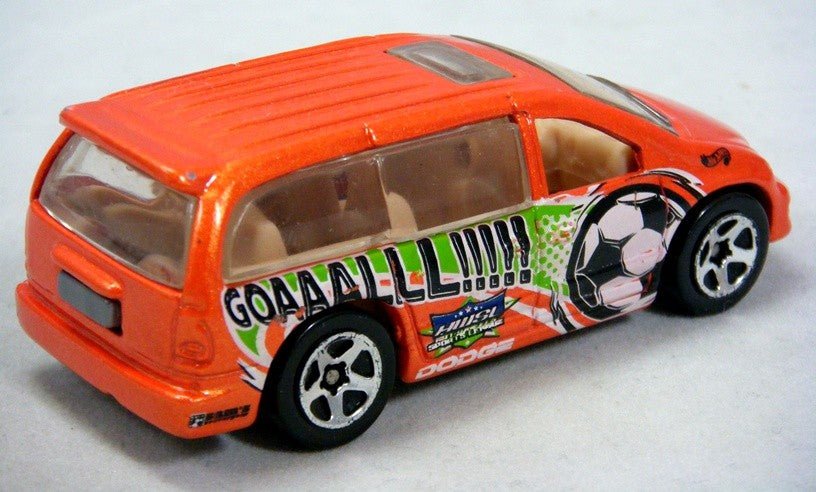 Hot Wheels - Dodge Caravan Soccer Mom Minivan
