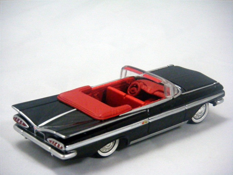 Johnny Lightning 1959 Chevrolet Impala Convertilble