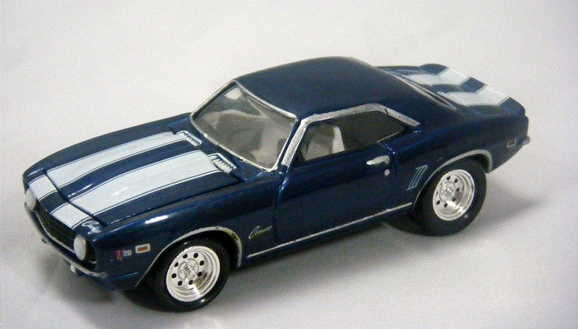 Johnny Lightning Popular Hot Rodding 1969 Chevrolet Camaro