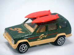Majorette Jeep Cherokee with Surfboards