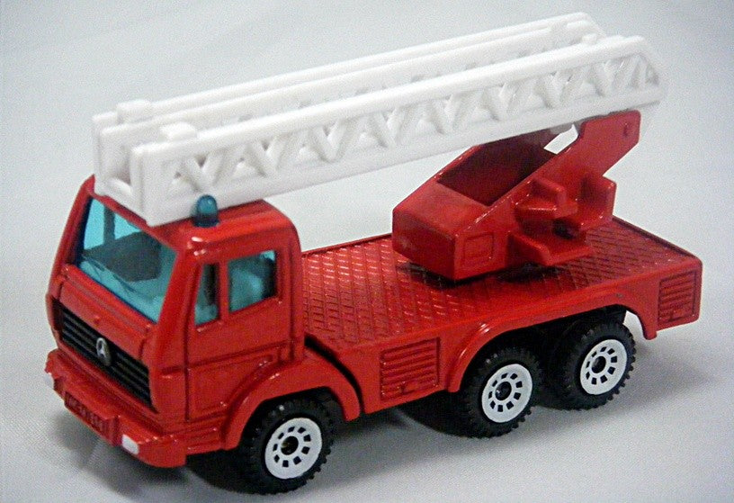 Siku (1015) Mercedes-Benz Aerial Ladder Truck