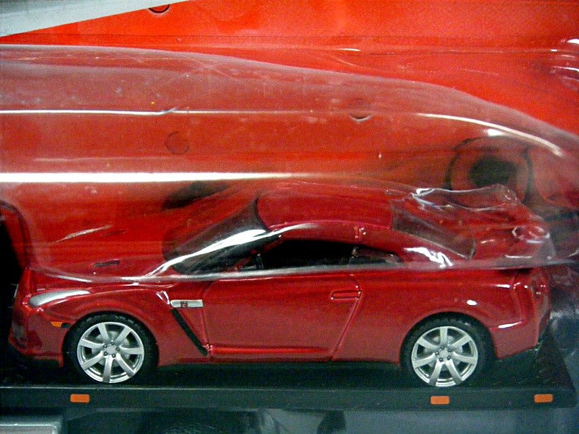 Maisto Speed Gear Elite Transport Set - International Durastar Flatbed & 1962 Chevrolet Biscayne Ambulance