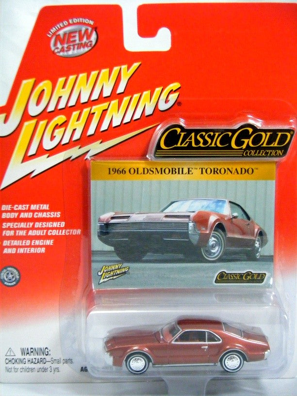Johnny Lightning Classic Gold - 1966 Oldsmobile Toronado