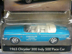 Greenlight Pace Car Garage - 1963 Chrysler 300 Indy 500 Pace Car