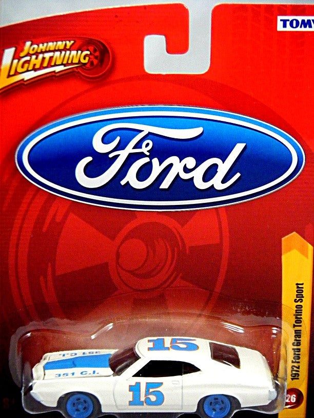Johnny Lightning Forever 64 Series - 1972 Ford Gran Torino Sport