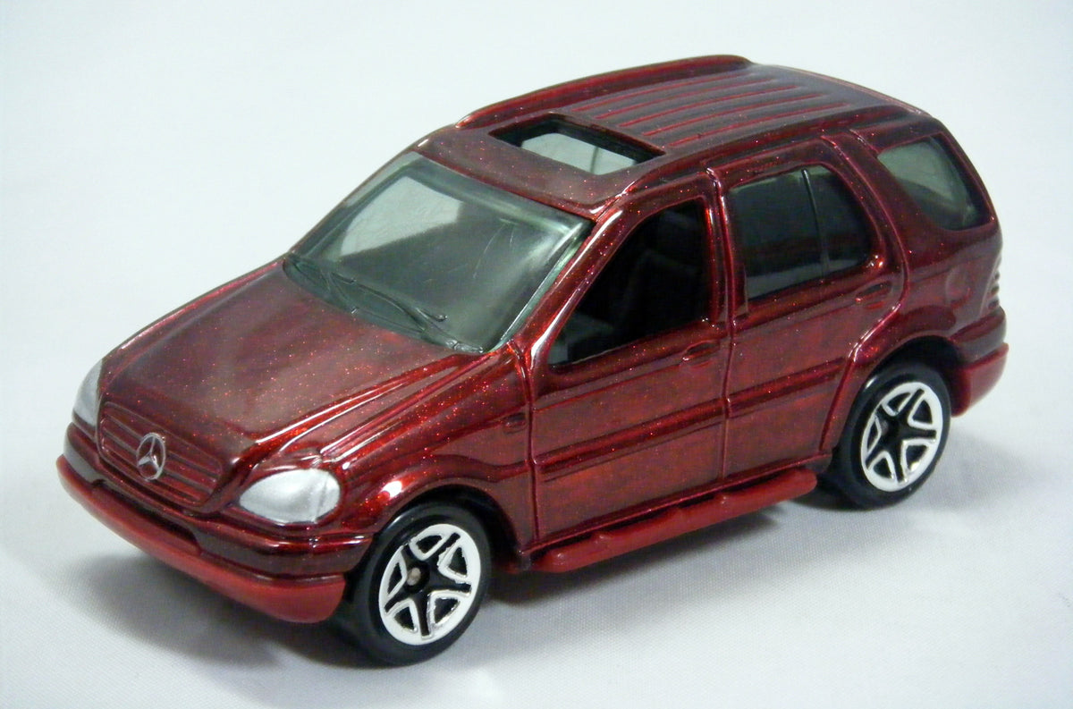 Matchbox - Mercedes-Benz ML 430 SUV