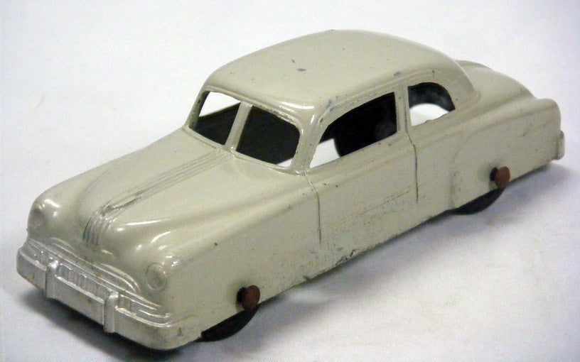 Tootsietoy 1950 Pontiac Sedan