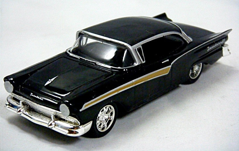 M2 Machines 1957 Ford Fairlane 500