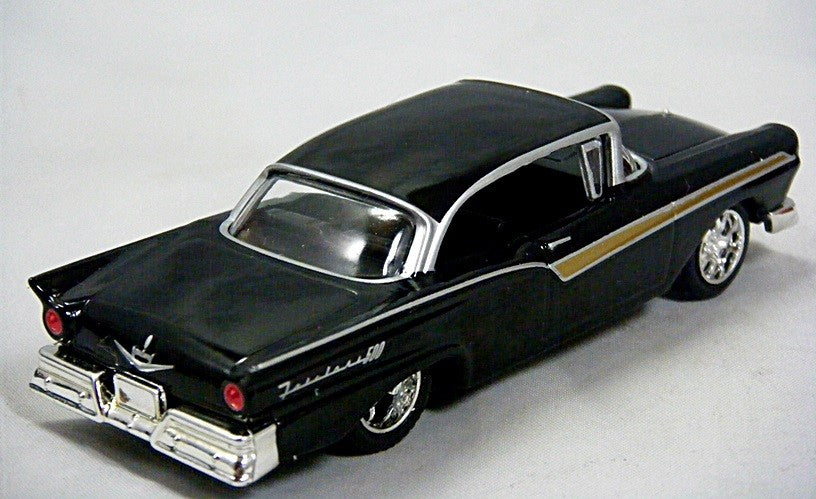 M2 Machines 1957 Ford Fairlane 500