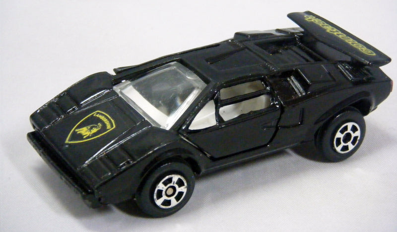 Playart - Lamborghini Countach LP500S (opening doors!)
