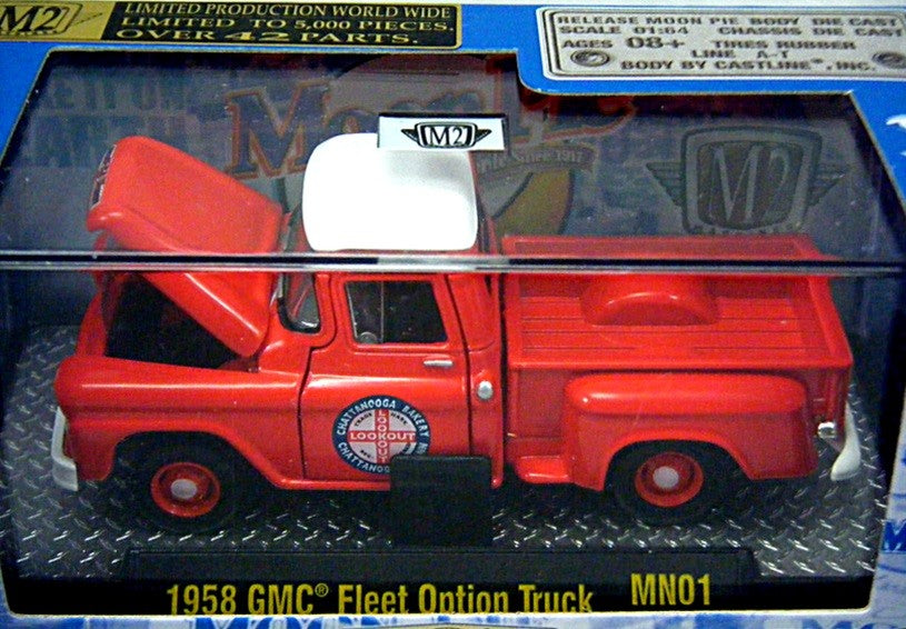 M2 Machines - 1958 GMC Fleet Option Pickup Truck - Moon Pie