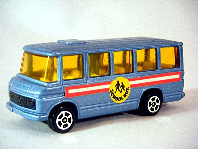 Corgi Juniors (15-C) - Mercedes-Benz School Bus