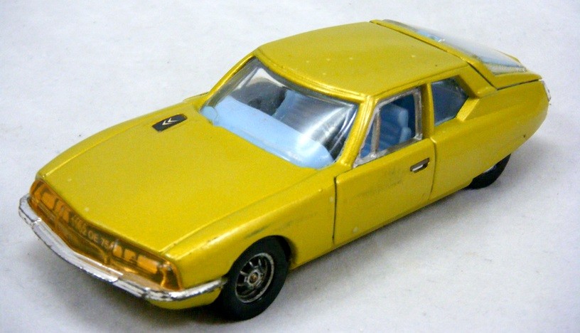 Corgi (284-A-1) - Citroen SM
