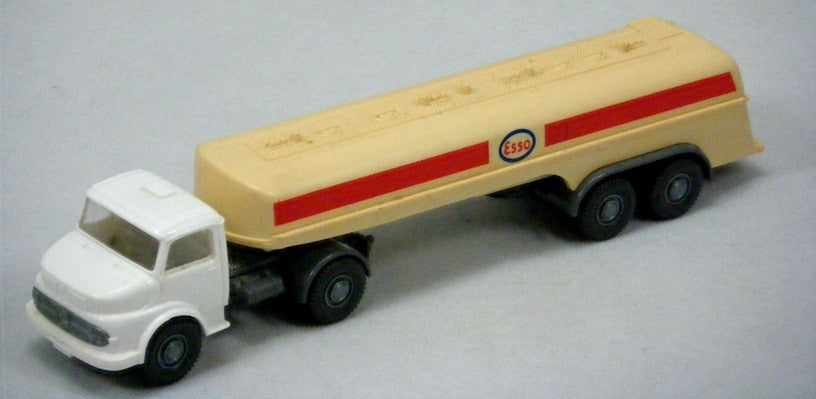 Wiking - Mercedes-Benz Esso Gasoline Tanker
