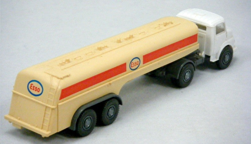 Wiking - Mercedes-Benz Esso Gasoline Tanker
