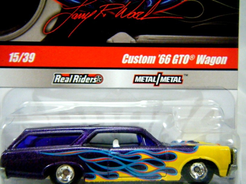 Hot Wheels Larry's Garage - 1966 Pontiac GTO Custom Station Wagon