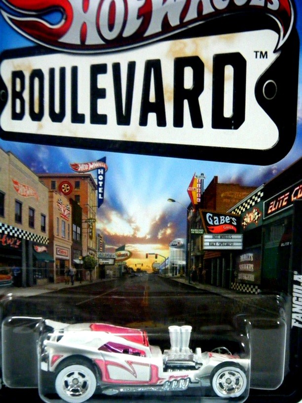 Hot Wheels Boulevard - Fangula Hot Rod