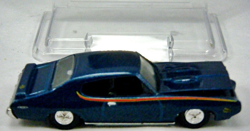 Racing Champions Mint Series - 1969 Pontiac GTO Judge