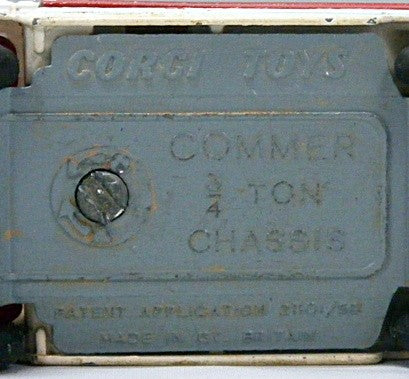 Corgi - Commer 3/4 Ton Van