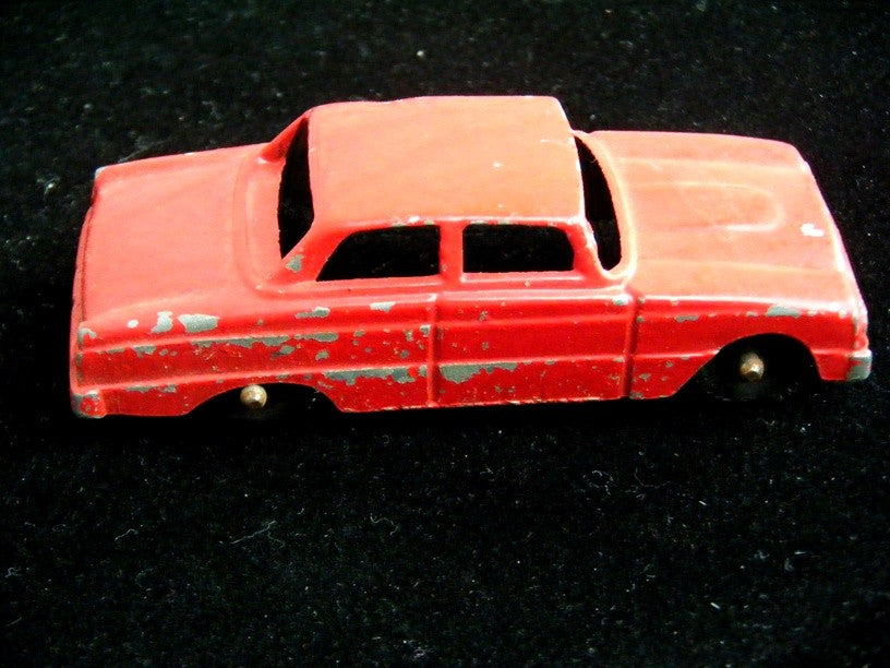 TootsieToy 1960 Ford Falcon