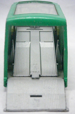 Matchbox Major Packs M-6-B: Racing Car Transporter