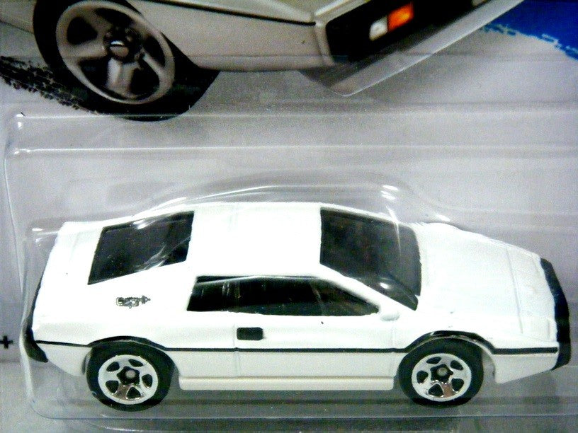 Hot Wheels 2015 New Models - Lotus Esprit S1 