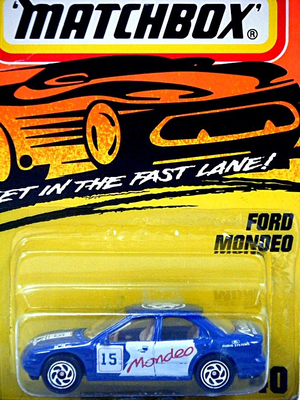 Matchbox Ford Mondeo Ghia Rallye Car