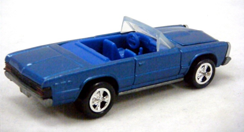 Johnny Lightning - 1965 Pontiac GTO