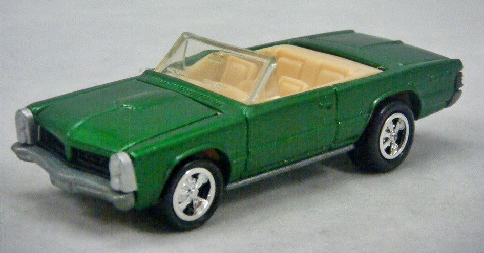 Johnny Lightning - 1965 Pontiac GTO