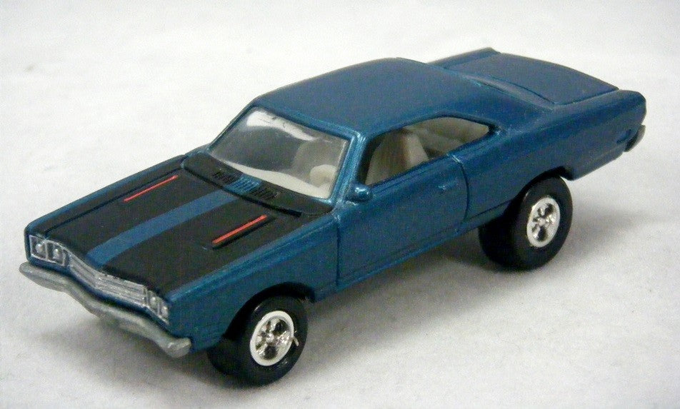 Johnny Lightning Muscle Cars USA - 1969 Plymouth Road Runner