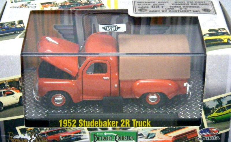 M2 Detroit Cruisers - 1952 Studebaker 2R Truck