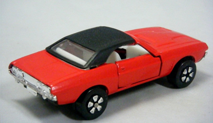 Playart - Rare Dodge Challenger Muscle Car