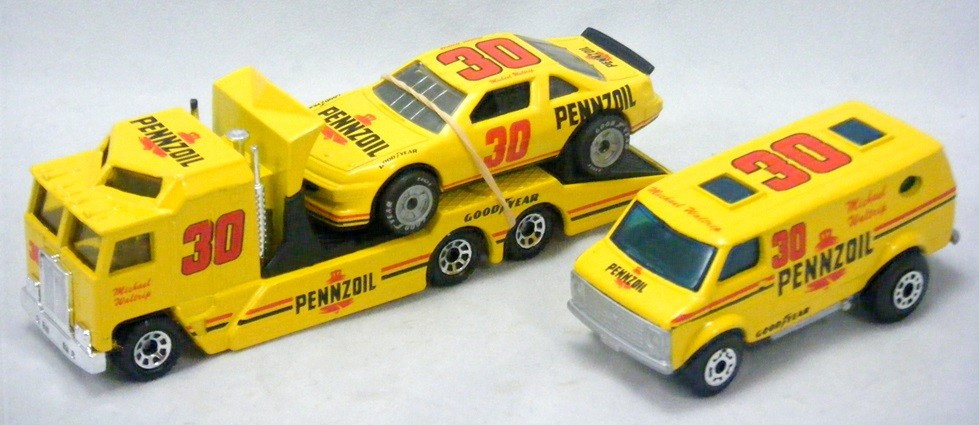 Matchbox Super Stars Michael Waltrip NASCAR Pennzoil Team Convoy Set