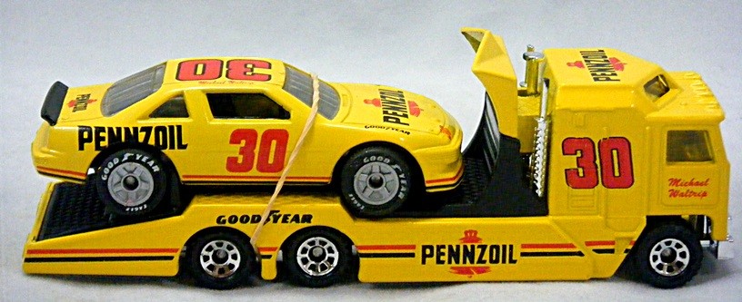 Matchbox Super Stars Michael Waltrip NASCAR Pennzoil Team Convoy Set