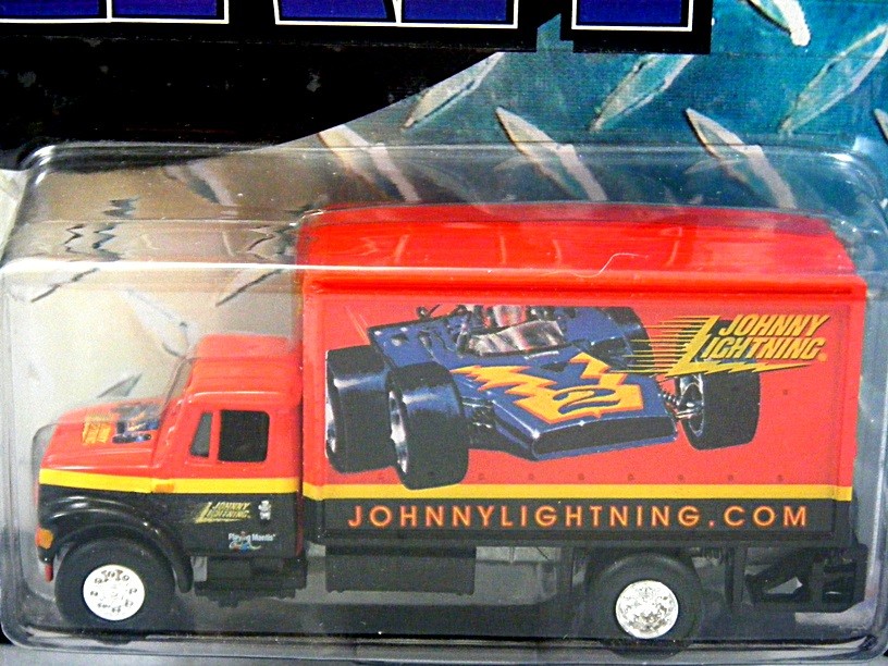 Johnny Lightning International Cargo Truck