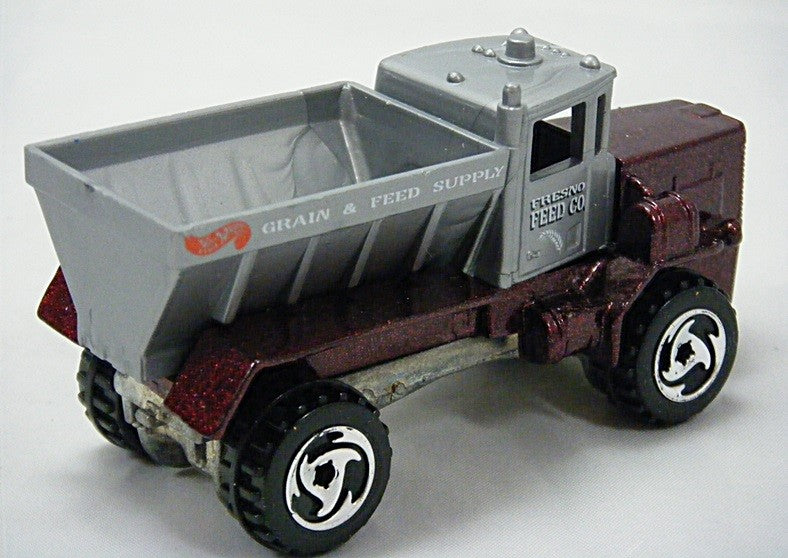 Hot Wheels - Oshkosh Grain and Feed Truck