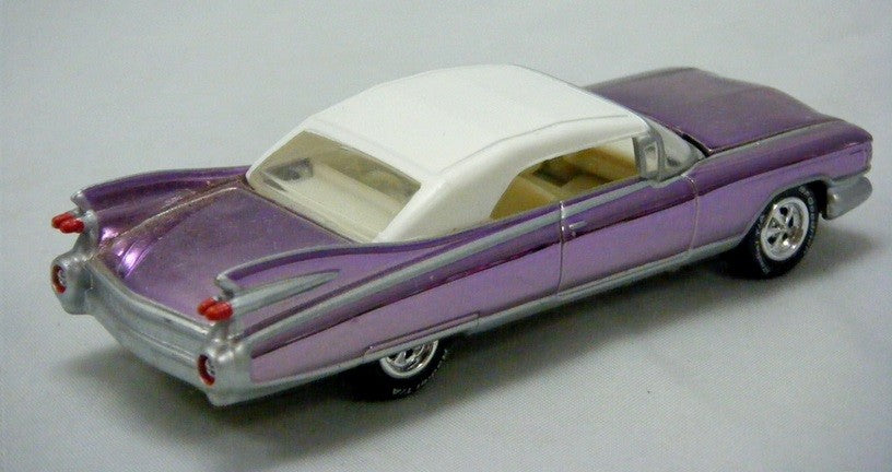 Johnny Lightning Holiday Classics 1959 Cadillac Eldorado Convertible