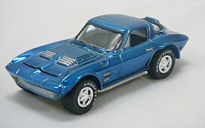Johnny Lightning First Shot 1963 Chevrolet Corvette Grand Sport
