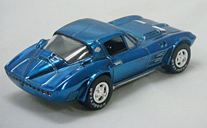 Johnny Lightning First Shot 1963 Chevrolet Corvette Grand Sport